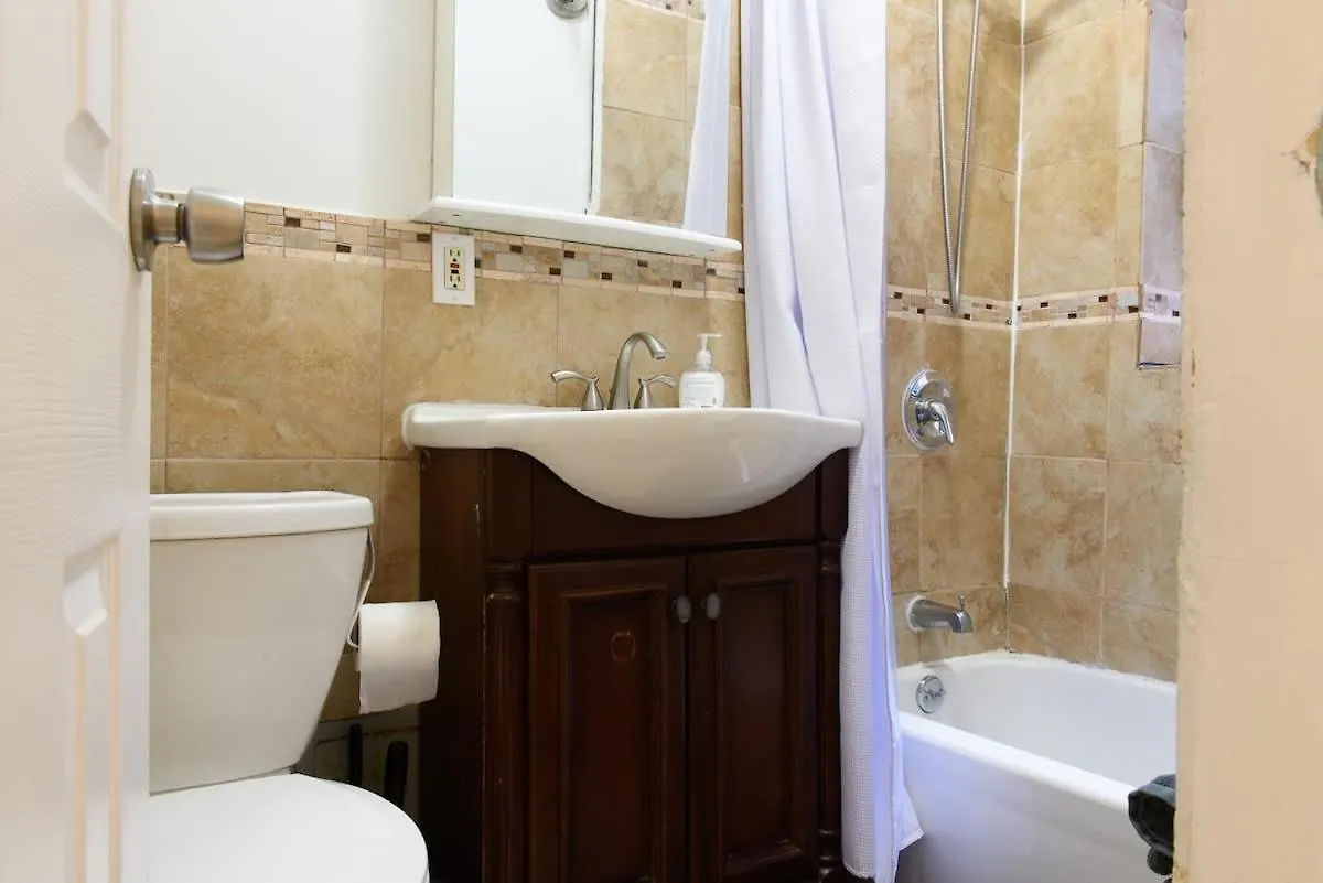 428-2E Newly Furnished 2Br Apartamento Nova Iorque